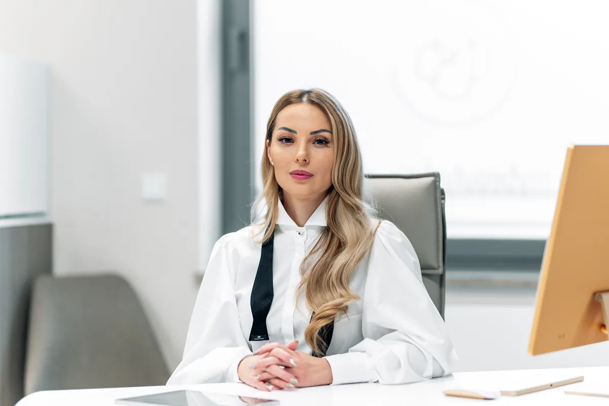 Sejla Dzanic, Ärztin in der My Beauty Clinic Nürnberg, zum Thema ist Botox ein Gift